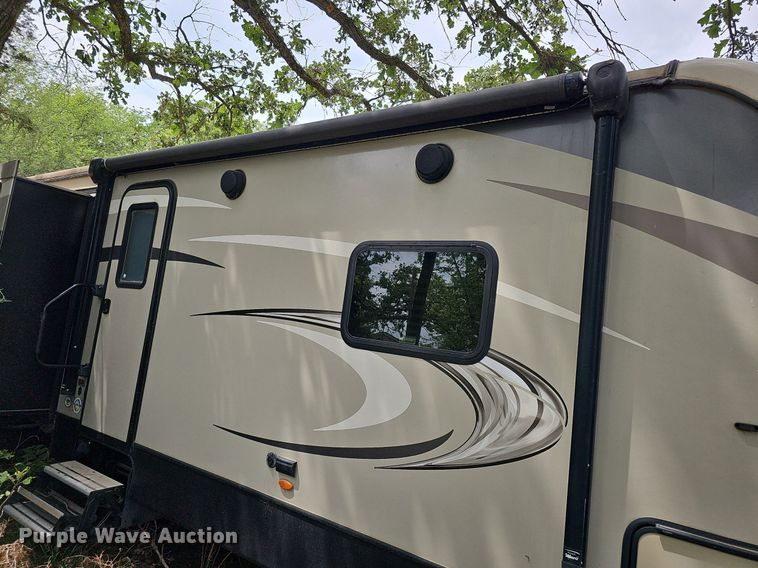 image for item DO2858 2017 Keystone Cougar Lite CG33SAB17  camper