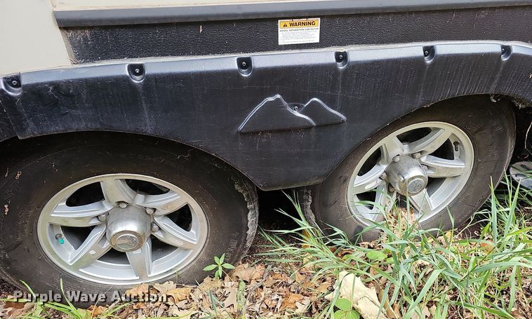 image for item DO2858 2017 Keystone Cougar Lite CG33SAB17  camper