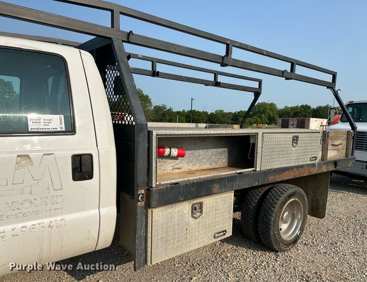 image for item DO5053 2007 Ford F450 Super Duty  flatbed truck