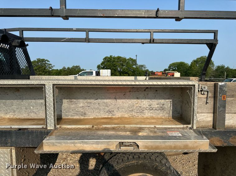 image for item DO5053 2007 Ford F450 Super Duty  flatbed truck