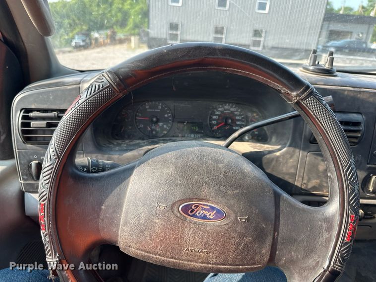 image for item DO5053 2007 Ford F450 Super Duty  flatbed truck