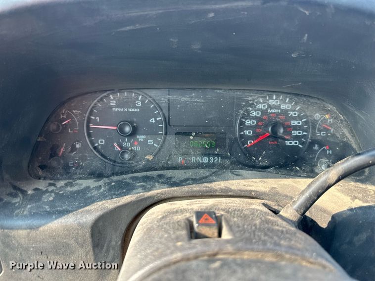 image for item DO5053 2007 Ford F450 Super Duty  flatbed truck