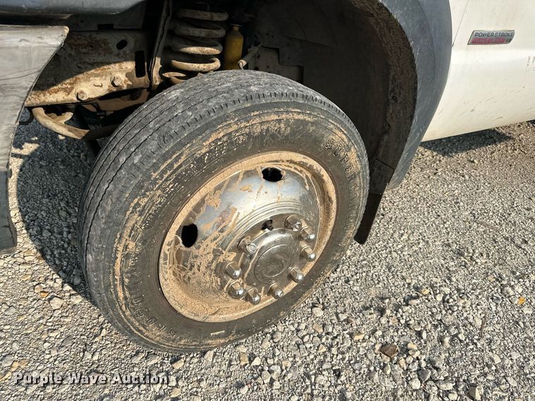 image for item DO5053 2007 Ford F450 Super Duty  flatbed truck