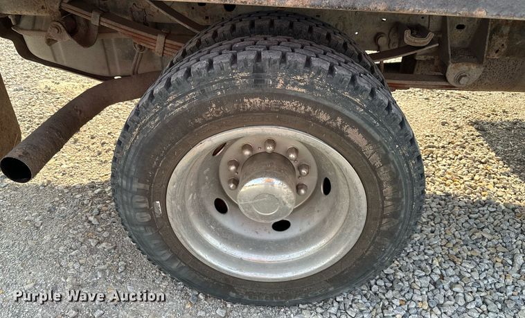 image for item DO5053 2007 Ford F450 Super Duty  flatbed truck