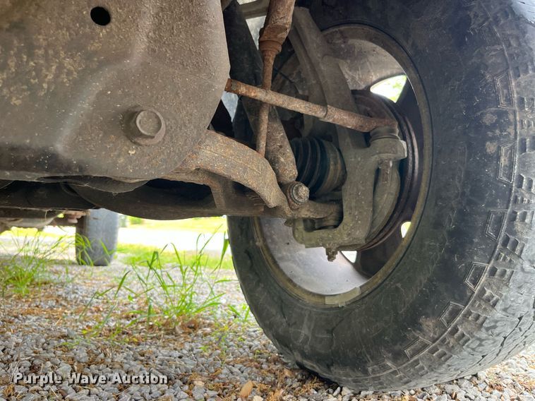 image for item DP0512 2004 Dodge Ram 1500  Quad Cab flatbed pickup truck