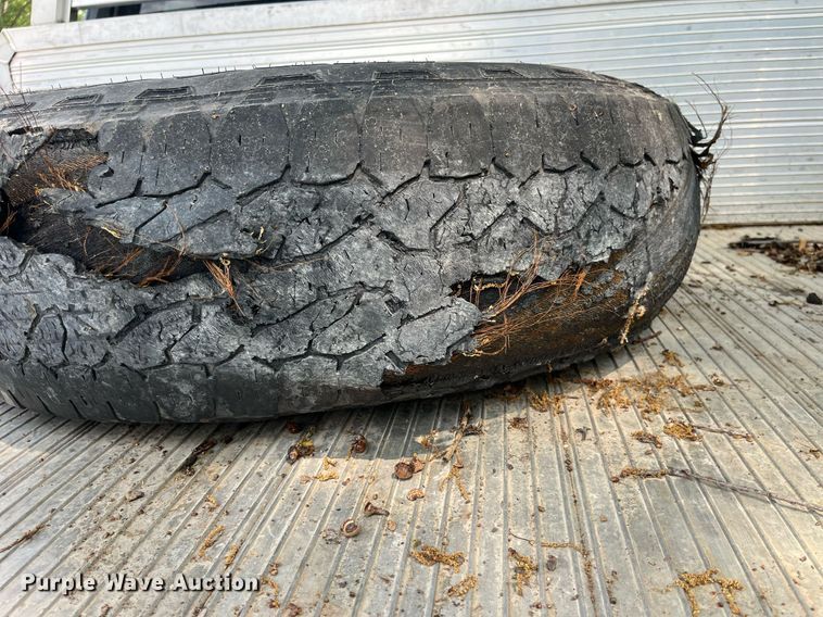 image for item DP0512 2004 Dodge Ram 1500  Quad Cab flatbed pickup truck