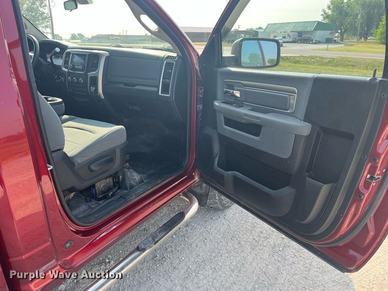 image for item DP0516 2013 Dodge Ram 2500HD  pickup truck