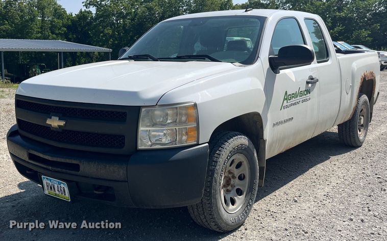 image for item DP0521 2009 Chevrolet Silverado 1500  Ext. Cab pickup truck