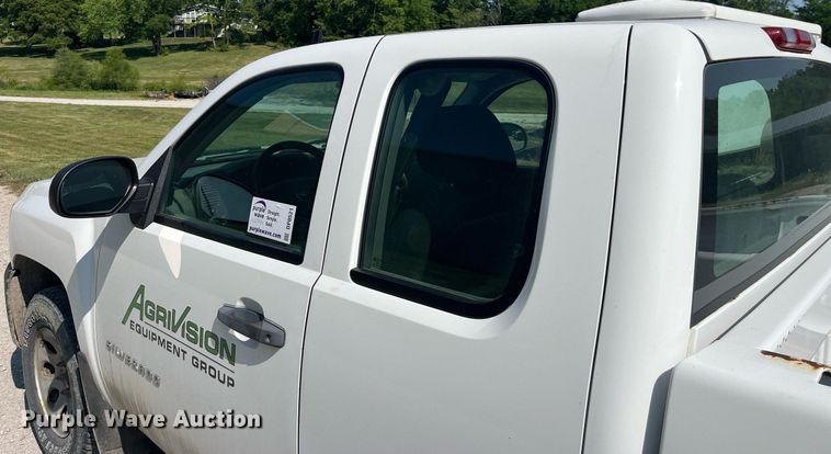 image for item DP0521 2009 Chevrolet Silverado 1500  Ext. Cab pickup truck