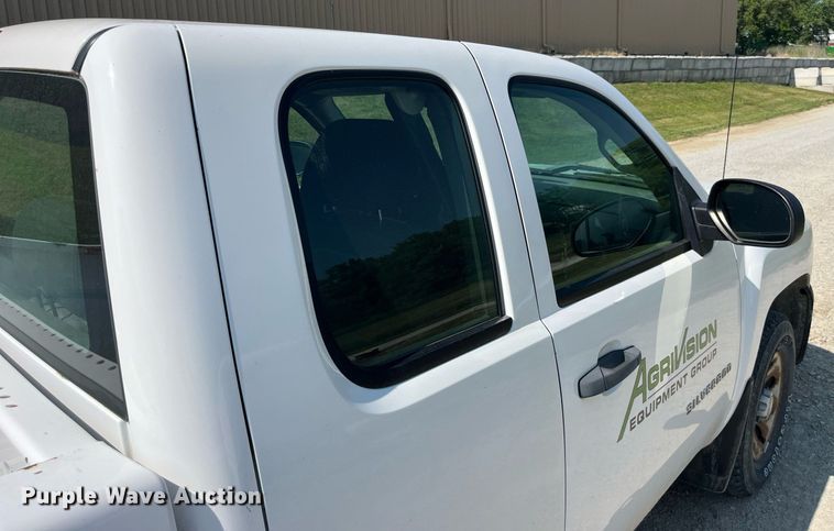 image for item DP0521 2009 Chevrolet Silverado 1500  Ext. Cab pickup truck