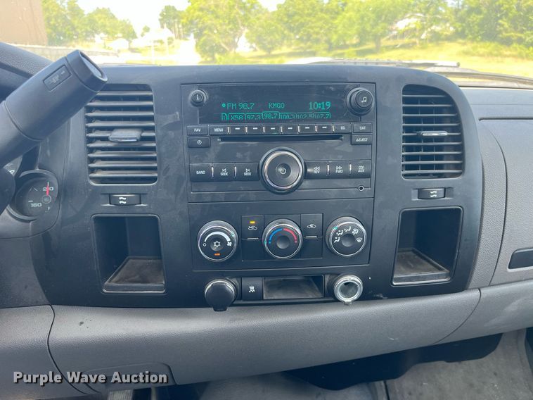 image for item DP0521 2009 Chevrolet Silverado 1500  Ext. Cab pickup truck