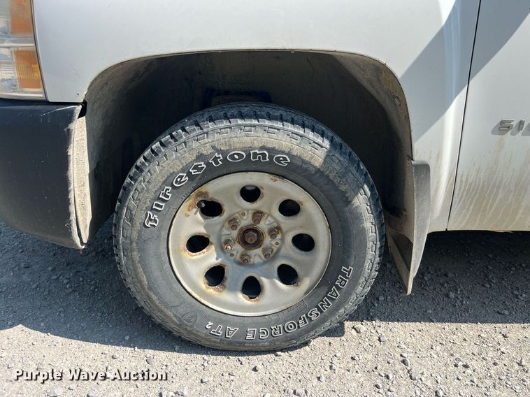 image for item DP0521 2009 Chevrolet Silverado 1500  Ext. Cab pickup truck