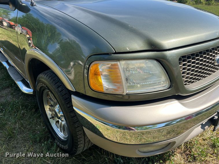 image for item DP0522 2003 Ford F150 King Ranch  SuperCrew pickup truck