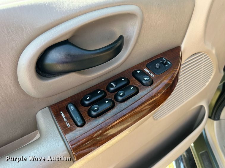 image for item DP0522 2003 Ford F150 King Ranch  SuperCrew pickup truck