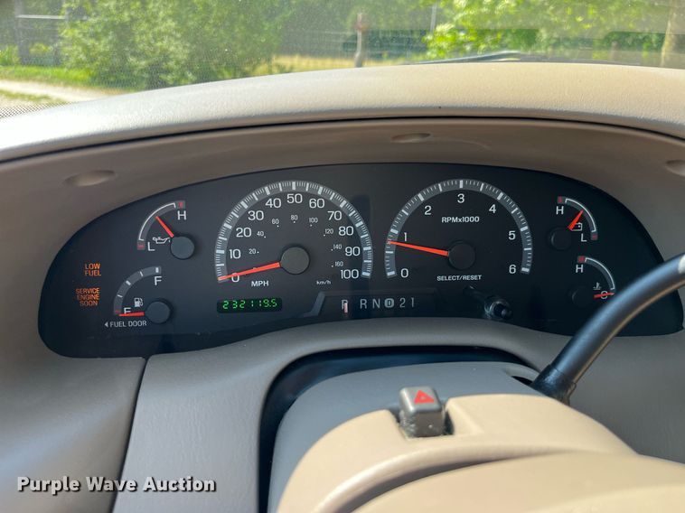 image for item DP0522 2003 Ford F150 King Ranch  SuperCrew pickup truck