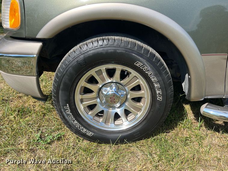 image for item DP0522 2003 Ford F150 King Ranch  SuperCrew pickup truck