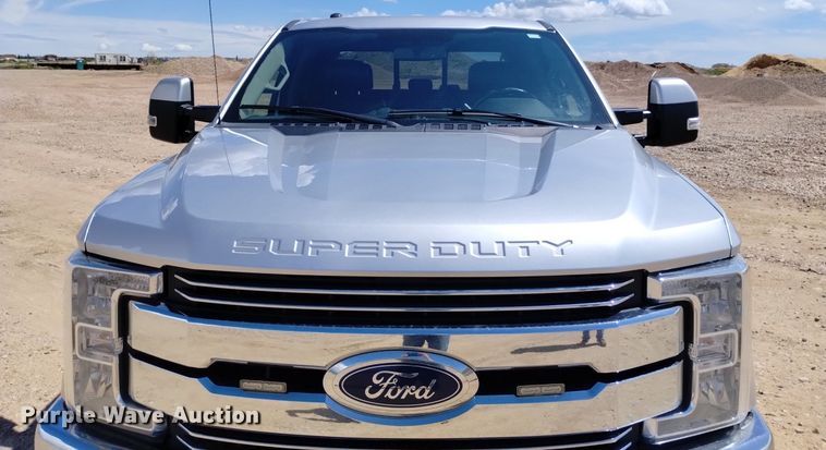 image for item DP3271 2018 Ford F250  Crew Cab pickup truck