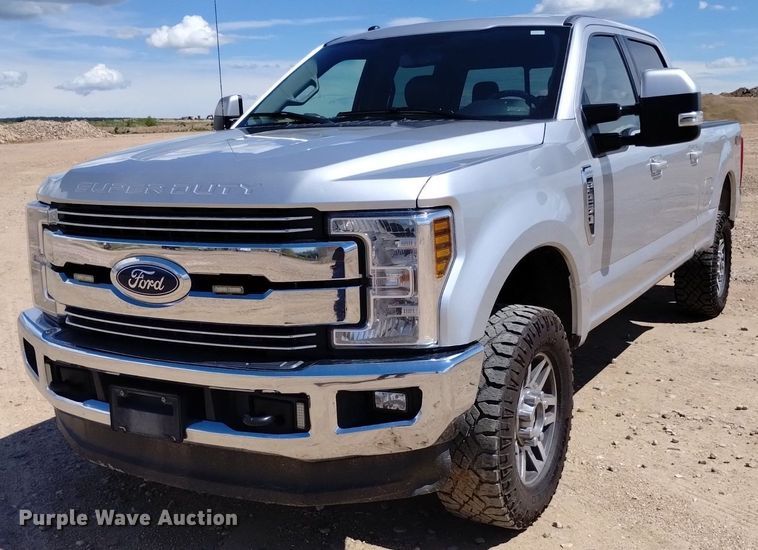 image for item DP3271 2018 Ford F250  Crew Cab pickup truck