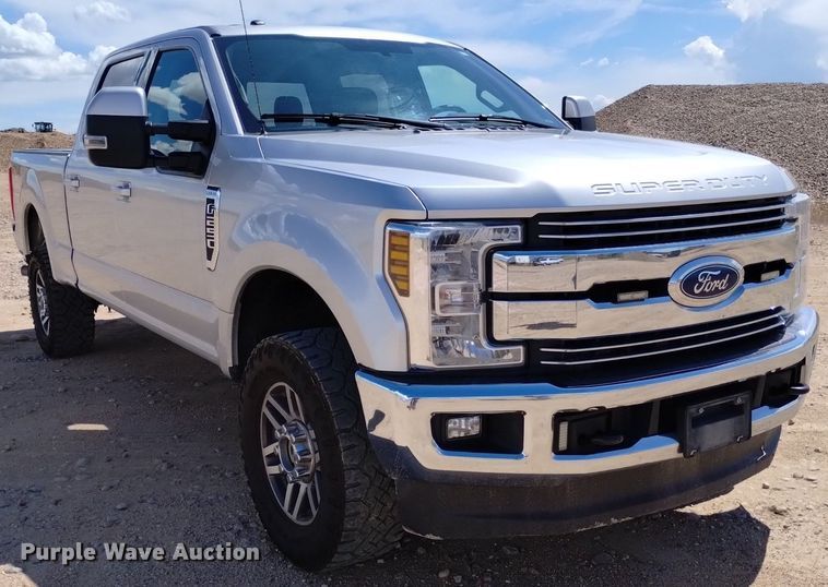 image for item DP3271 2018 Ford F250  Crew Cab pickup truck