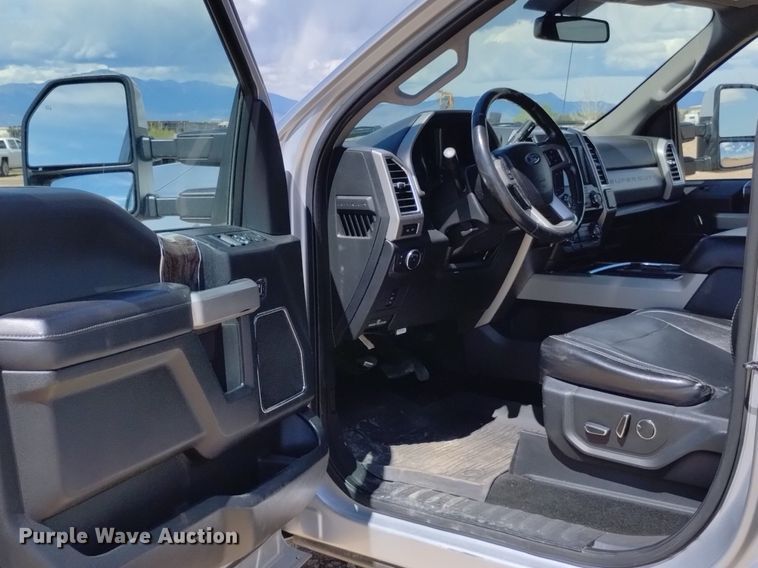 image for item DP3271 2018 Ford F250  Crew Cab pickup truck