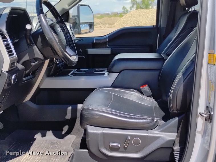 image for item DP3271 2018 Ford F250  Crew Cab pickup truck