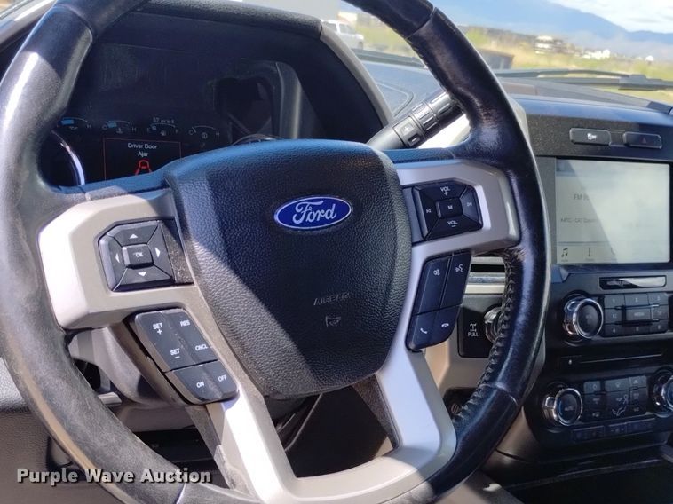 image for item DP3271 2018 Ford F250  Crew Cab pickup truck