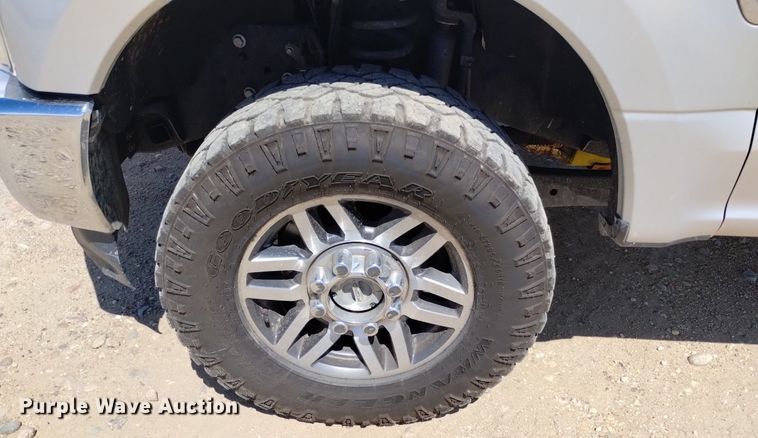 image for item DP3271 2018 Ford F250  Crew Cab pickup truck