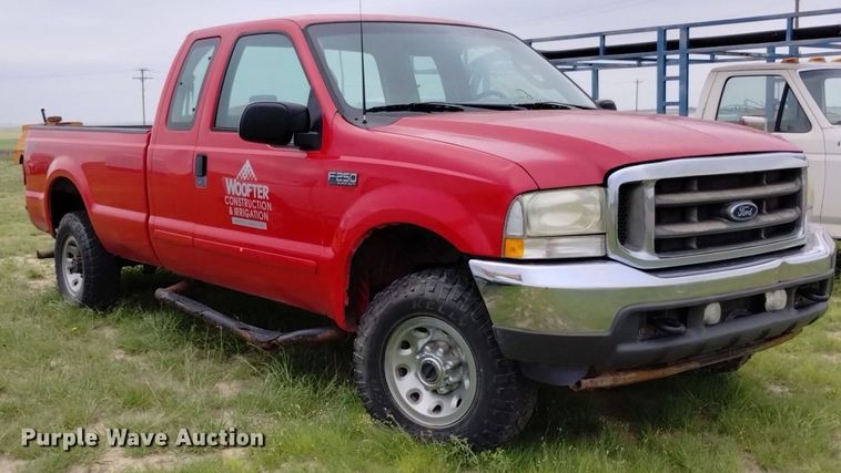 image for item DP3286 2003 Ford F250 Super Duty  SuperCab pickup truck