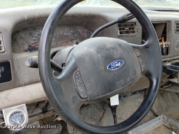 image for item DP3286 2003 Ford F250 Super Duty  SuperCab pickup truck