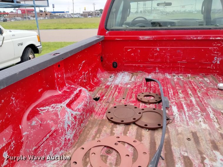 image for item DP3286 2003 Ford F250 Super Duty  SuperCab pickup truck