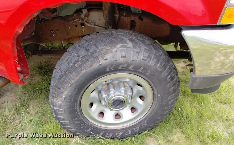 image for item DP3286 2003 Ford F250 Super Duty  SuperCab pickup truck