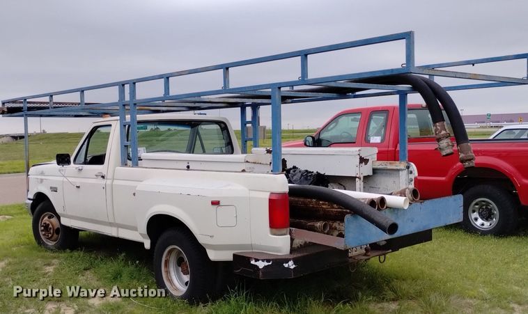 image for item DP3287 1987 Ford F350  pickup truck
