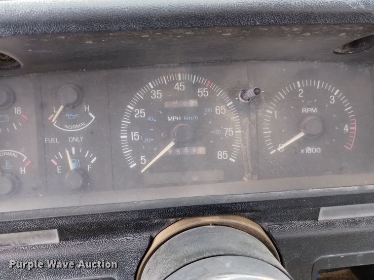 image for item DP3287 1987 Ford F350  pickup truck
