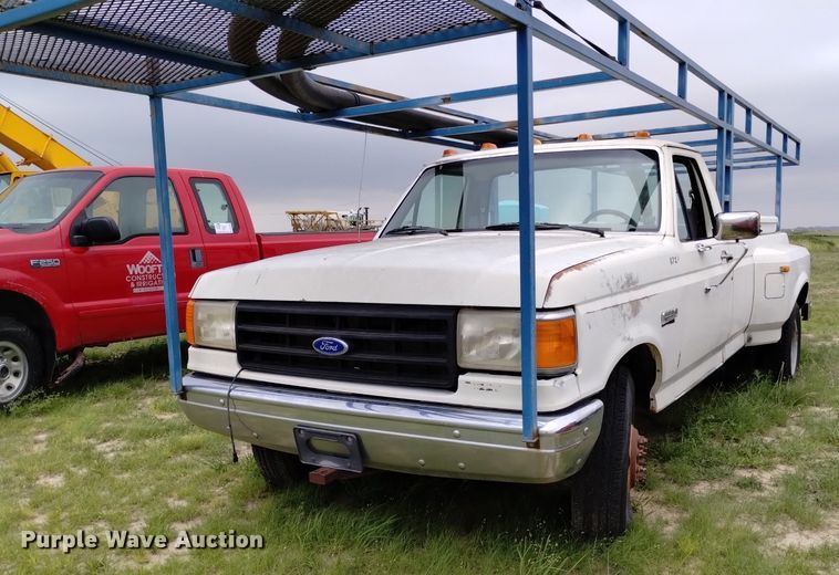 image for item DP3287 1987 Ford F350  pickup truck