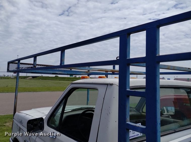 image for item DP3287 1987 Ford F350  pickup truck