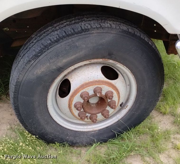 image for item DP3287 1987 Ford F350  pickup truck