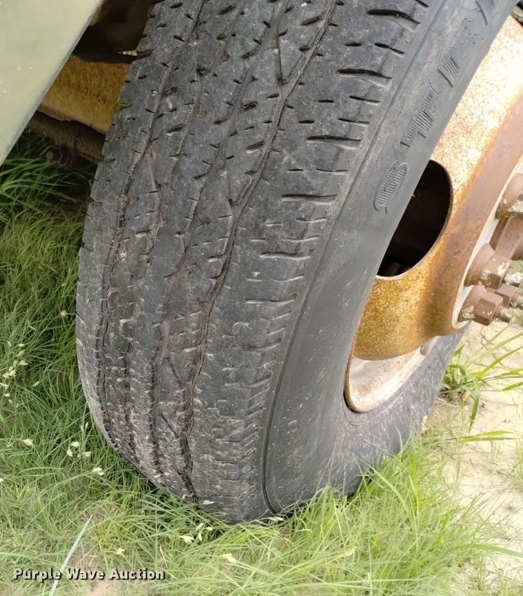 image for item DP3287 1987 Ford F350  pickup truck