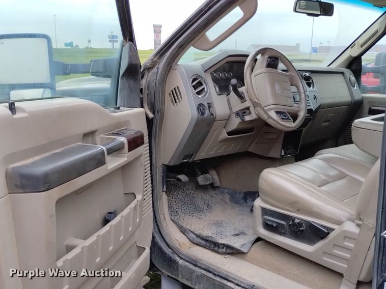 image for item DP3289 2008 Ford  F350 Super Duty  Crew Cab pickup truck