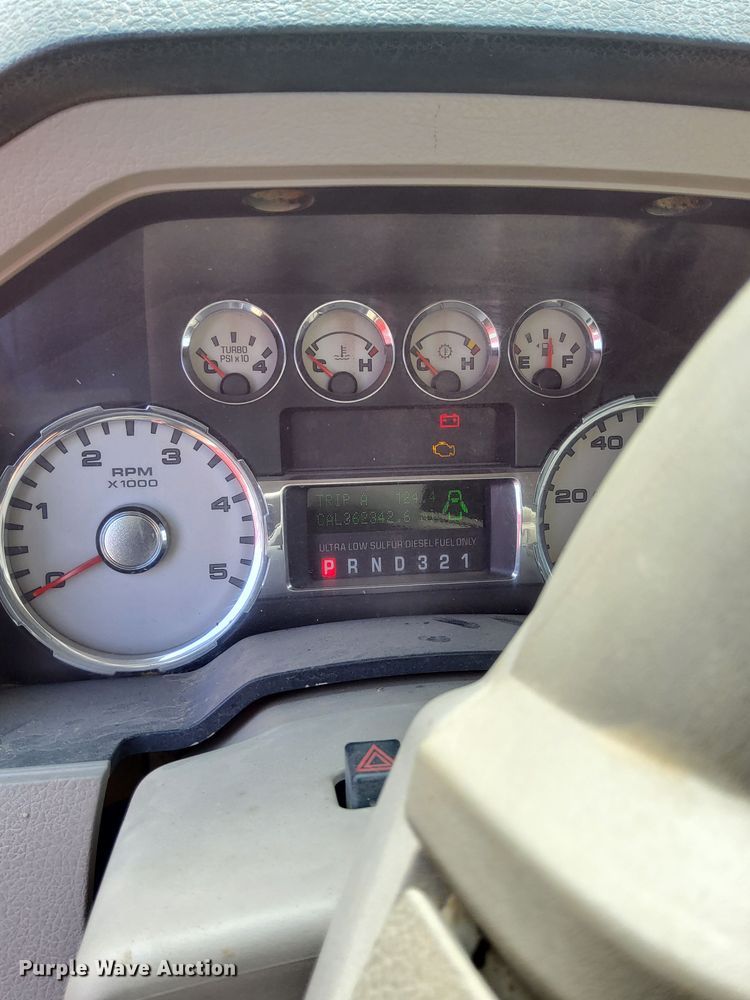 image for item DP3289 2008 Ford  F350 Super Duty  Crew Cab pickup truck