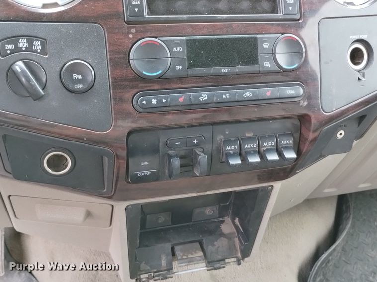 image for item DP3289 2008 Ford  F350 Super Duty  Crew Cab pickup truck