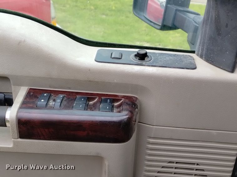 image for item DP3289 2008 Ford  F350 Super Duty  Crew Cab pickup truck