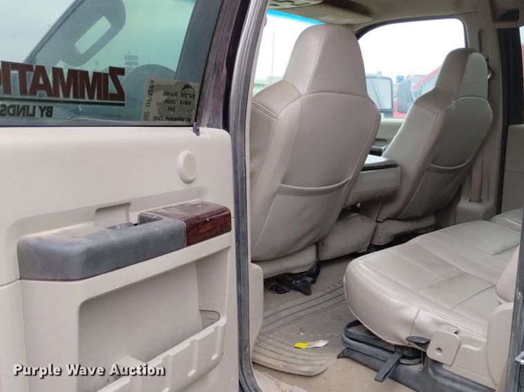 image for item DP3289 2008 Ford  F350 Super Duty  Crew Cab pickup truck