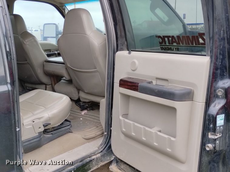 image for item DP3289 2008 Ford  F350 Super Duty  Crew Cab pickup truck