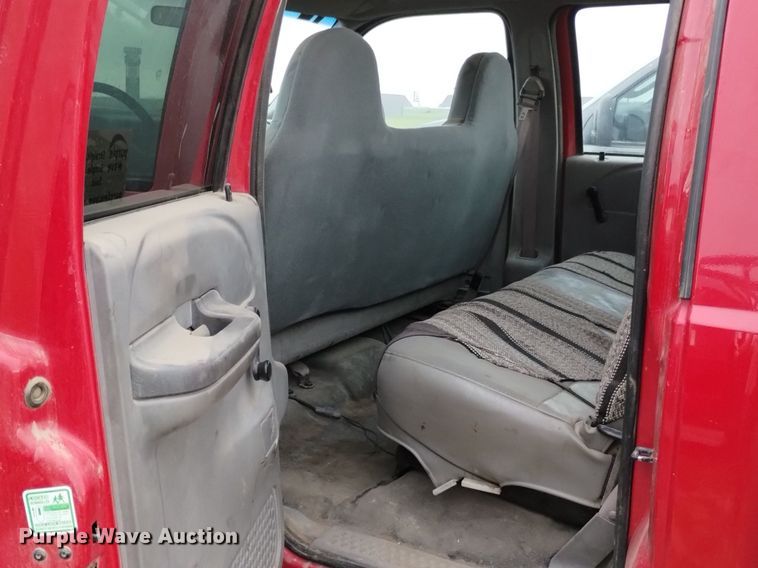 image for item DP3292 2000 Ford F450 Super Duty  Crew Cab utility / service truck