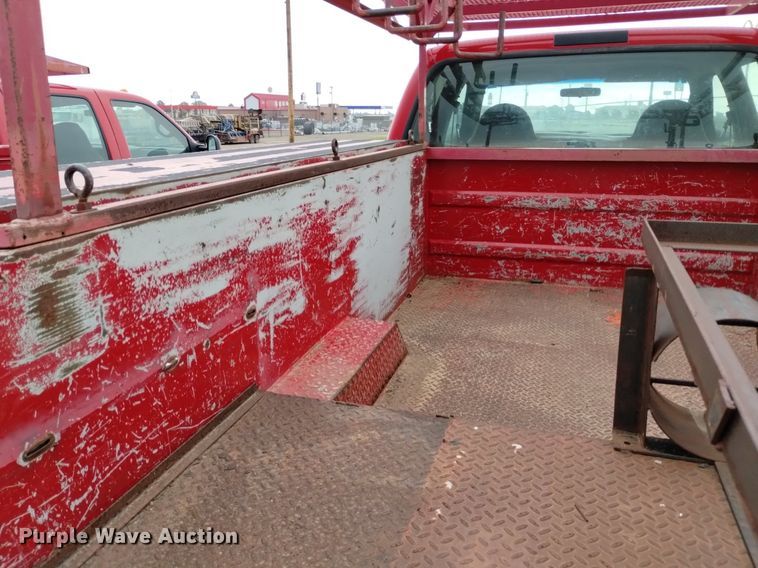 image for item DP3292 2000 Ford F450 Super Duty  Crew Cab utility / service truck