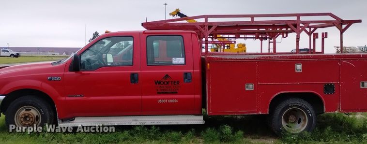 image for item DP3293 2000 Ford  F350 Super Duty XL  Crew Cab utility bed pickup truck