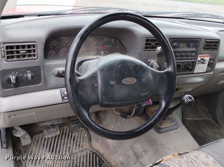 image for item DP3293 2000 Ford  F350 Super Duty XL  Crew Cab utility bed pickup truck