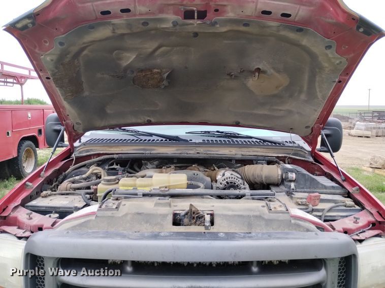 image for item DP3293 2000 Ford  F350 Super Duty XL  Crew Cab utility bed pickup truck