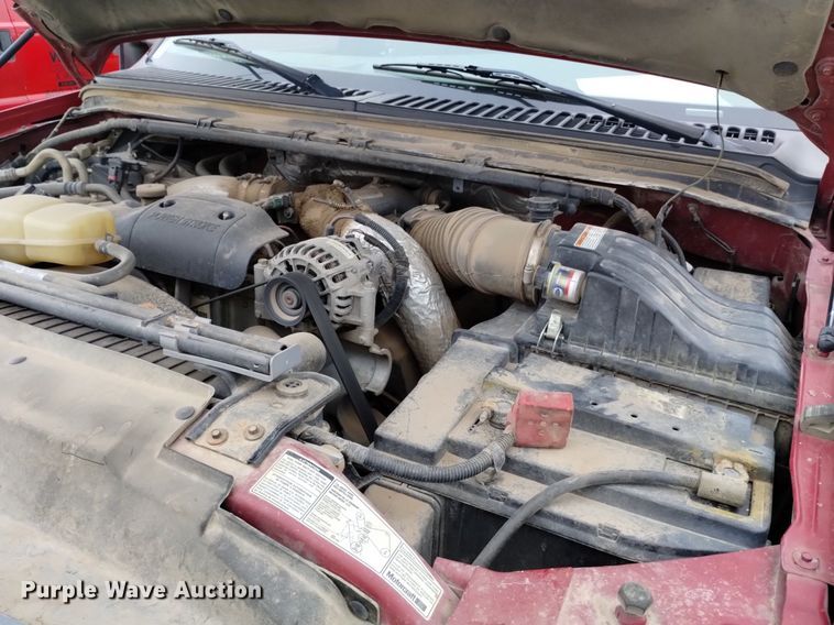 image for item DP3293 2000 Ford  F350 Super Duty XL  Crew Cab utility bed pickup truck