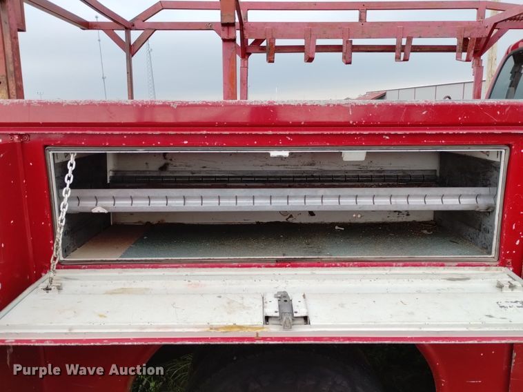 image for item DP3293 2000 Ford  F350 Super Duty XL  Crew Cab utility bed pickup truck